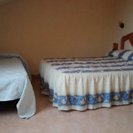 Chalet Vacacional * Burgohondo